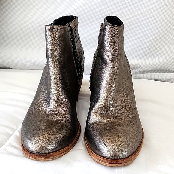 Western Style Booties - Picture 5 of 12